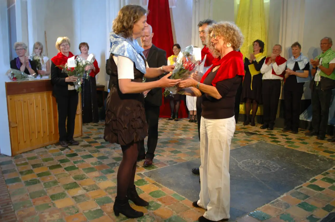 compressed-the Singers  16-06-2012 053.webp