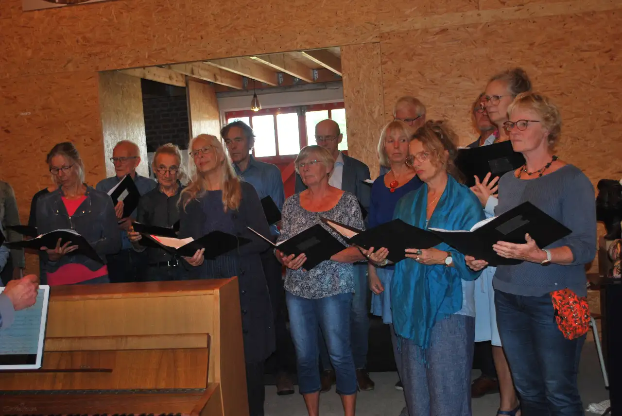 opening tt kat sept 22compressed-DSC_2128.webp