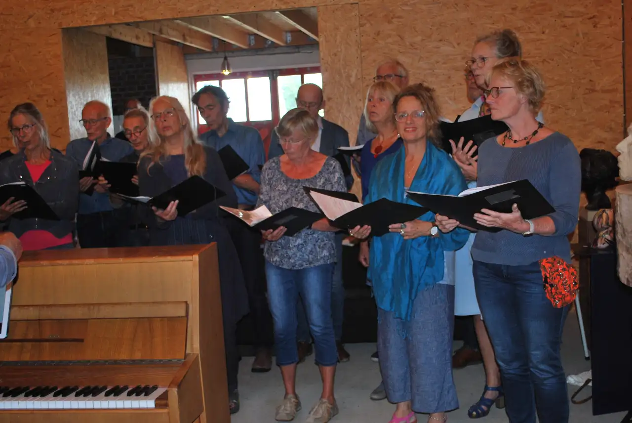 opening tt kat sept 22compressed-DSC_2130.webp